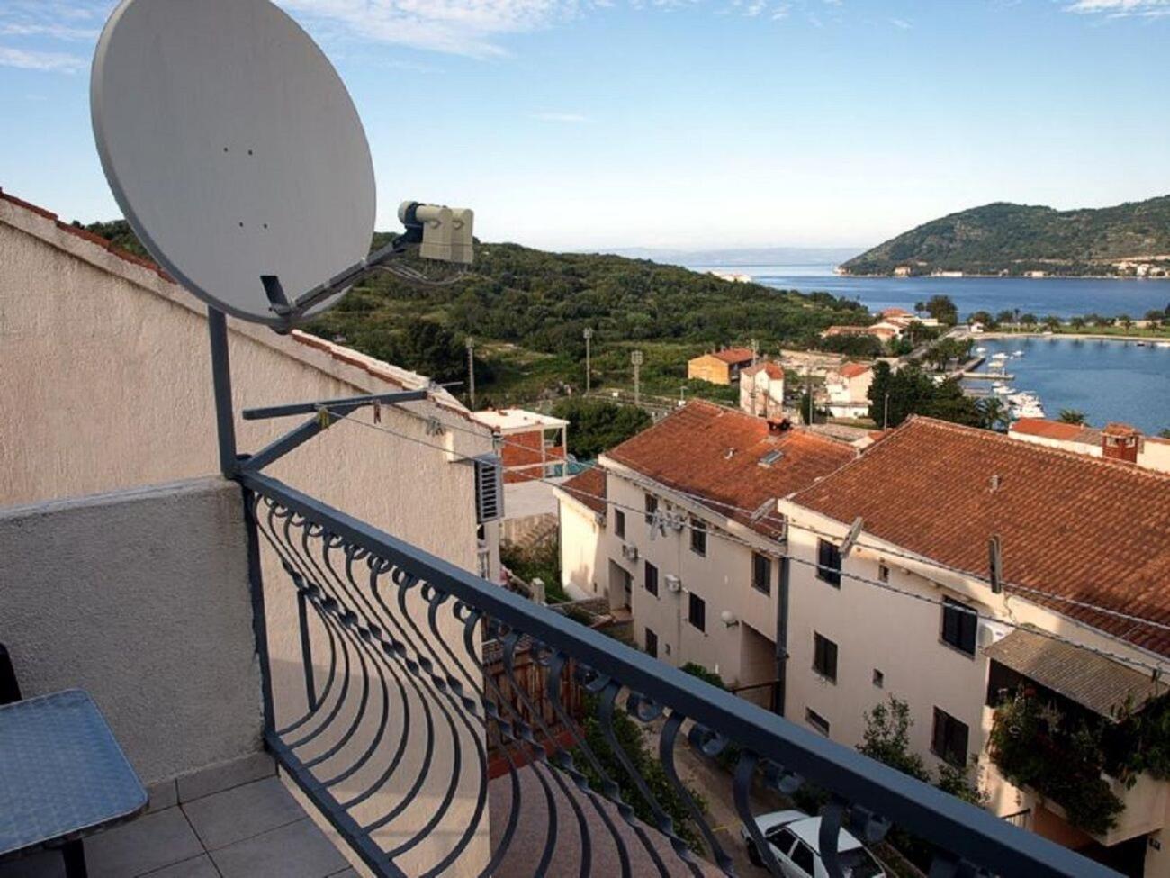 Apartments Mato Vis Exterior photo