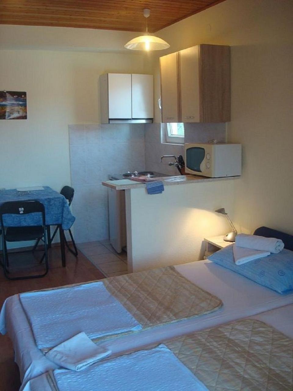 Apartments Mato Vis Exterior photo